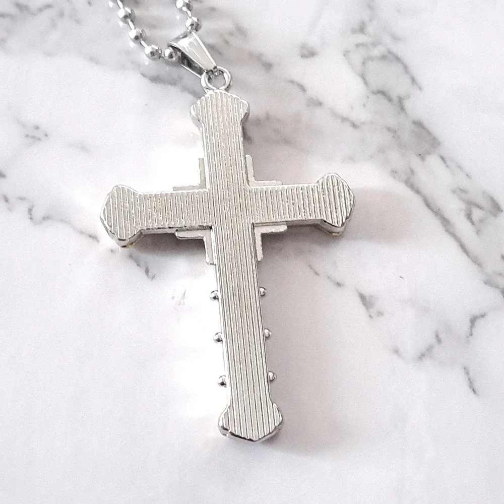 New Boutique Cross‎ Pendant Necklace Unisex Gold Silver Two Tone Crystal Inlay